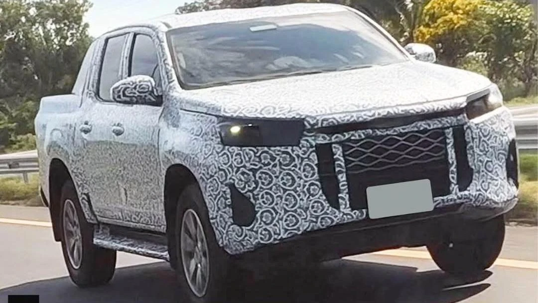 2026 Toyota HiLux: Next-gen ute spied looking much like the current one