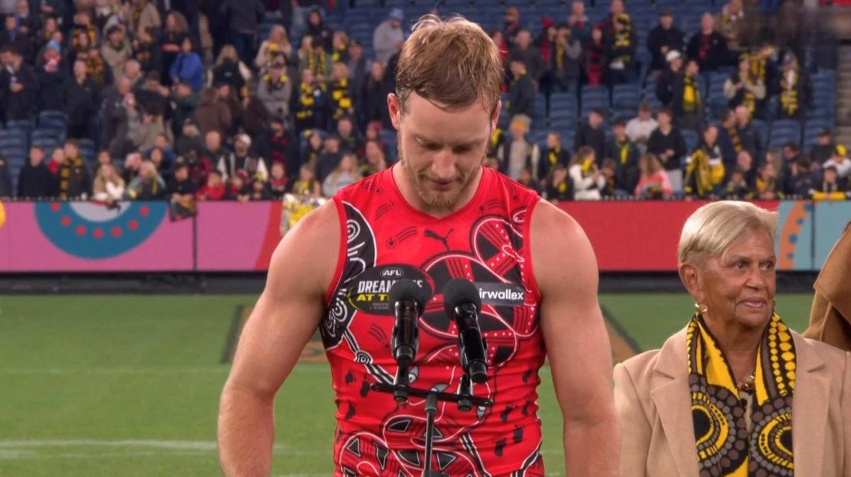 Darcy Parish booed onto stage in ‘disappointing’ end to Dreamtime