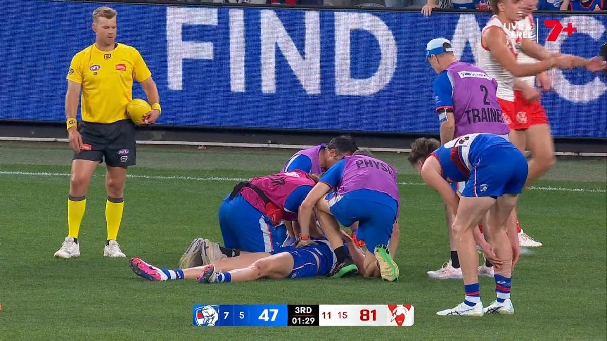 Stadium in shock as Bulldogs star stretchered off after ‘extreme’ fall