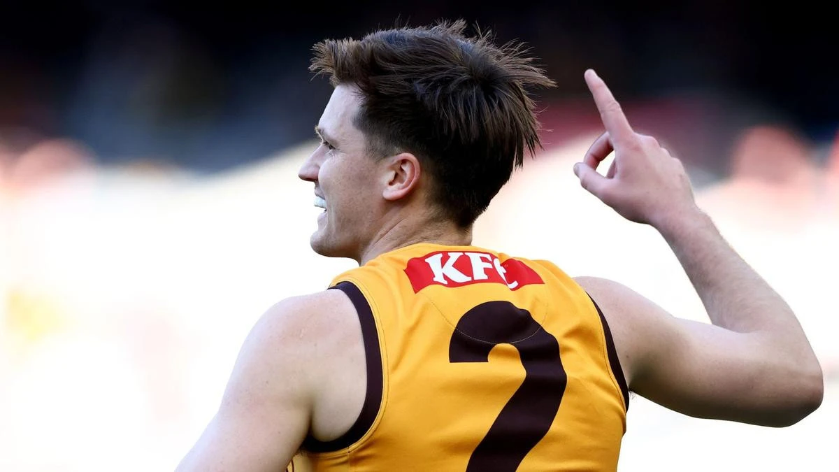 Hawthorn facing big squeeze after making call on breakout forward
