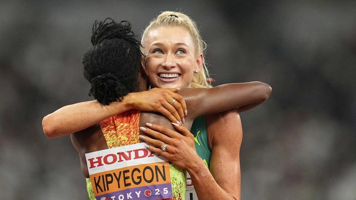 Hull hangs tough to claim 1500m bronze at world champs