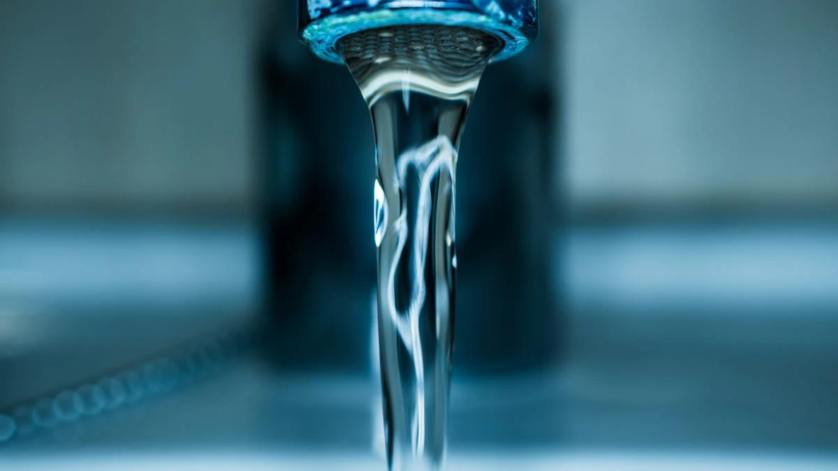 URGENT warning issued for Melbourne areas over polluted tap water