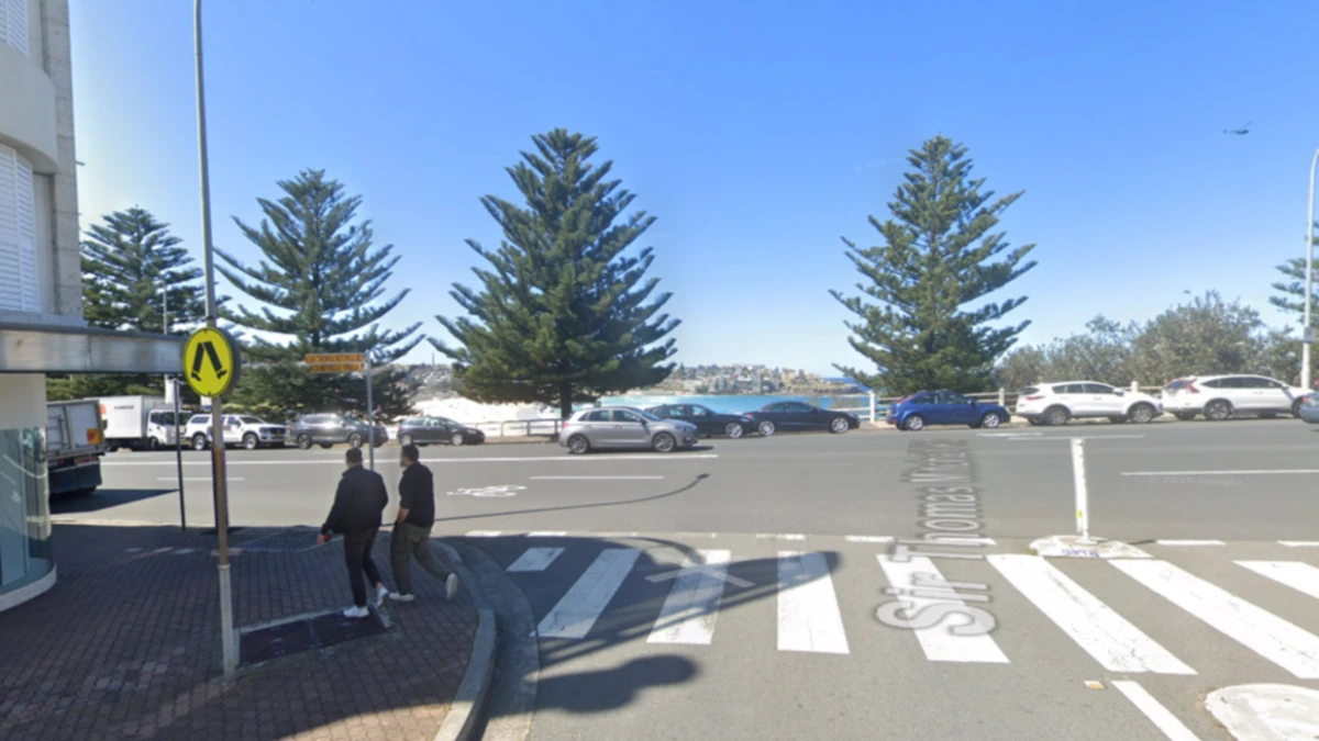 Shots fired metres from Bondi Beach during wild police chase of stolen Audi