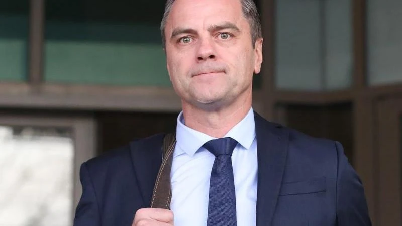 Cop denies leaking information about IBAC
