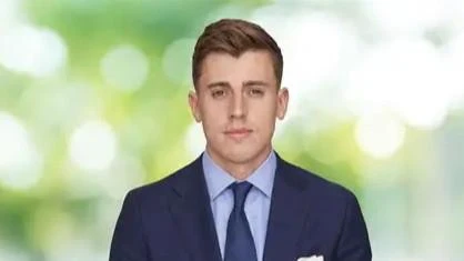 Election eve bombshell as One Nation candidate dumped over arrest warrant