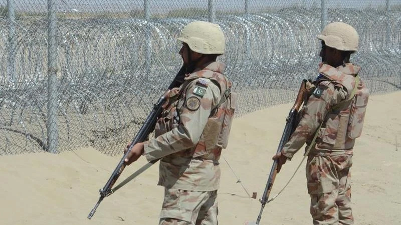 Gunmen ambush, kill 5 Pakistani soldiers