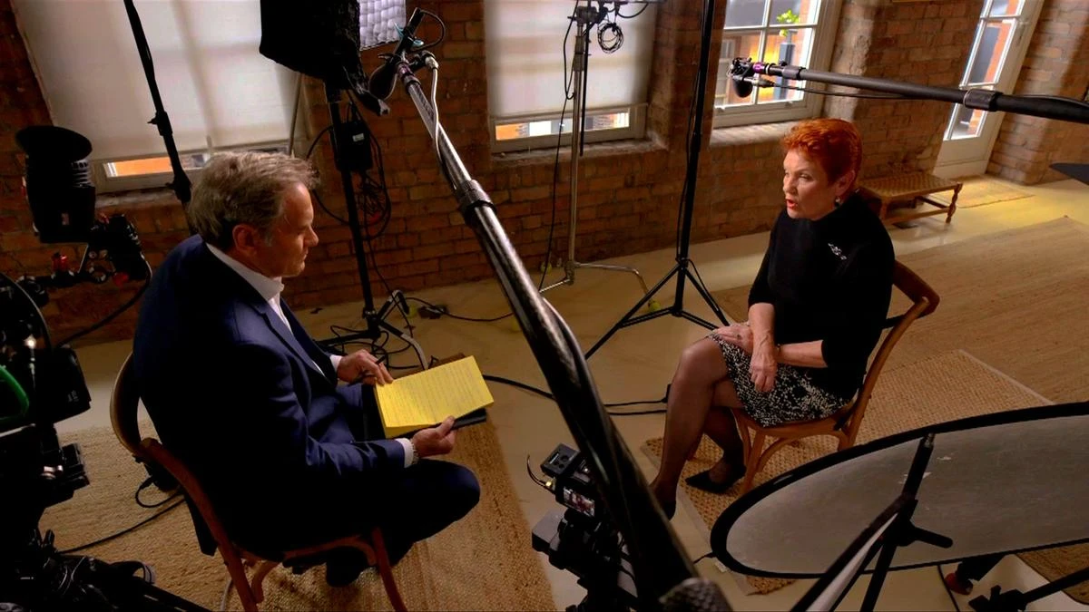 Pauline Hanson defends Tommy Robinson meeting in explosive interview