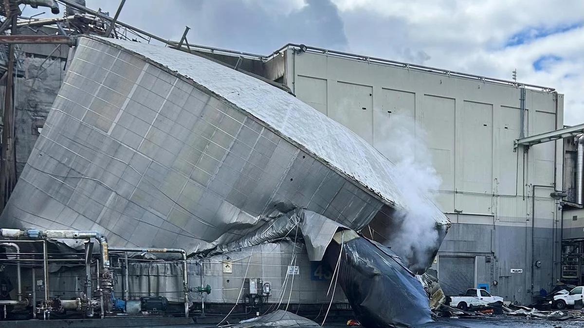 Eleven presumed dead after US chemical tank rupture