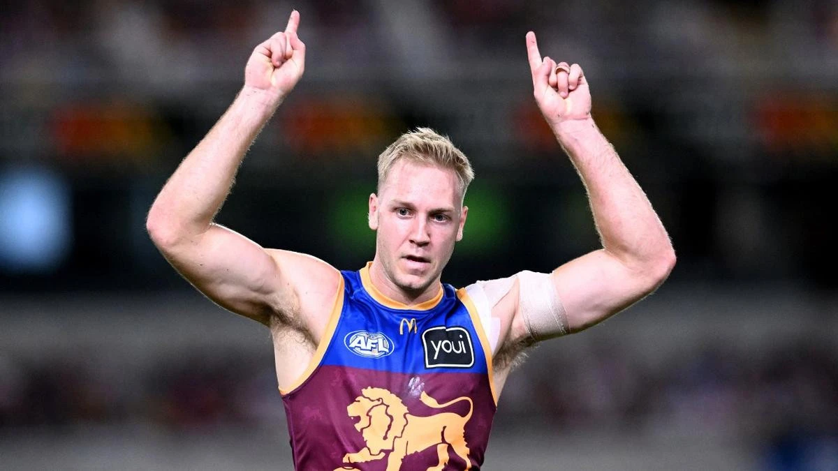 Star recruit kicks on as banged-up Lions thrash Collingwood