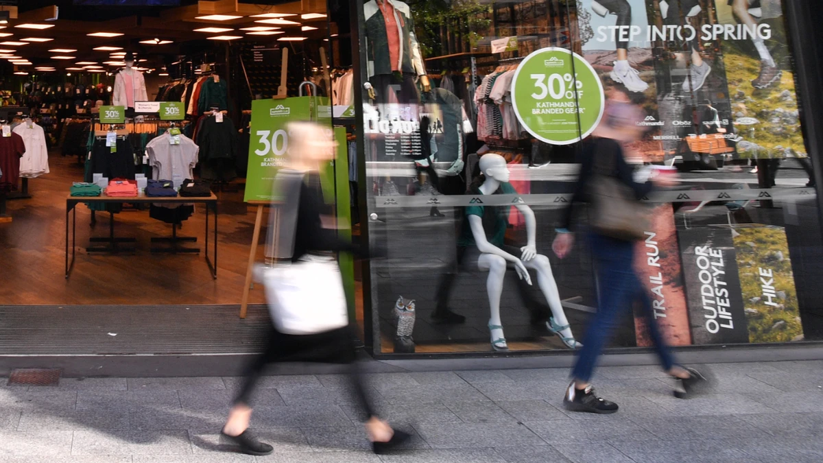Major apparel brands to shut more than 20 stores