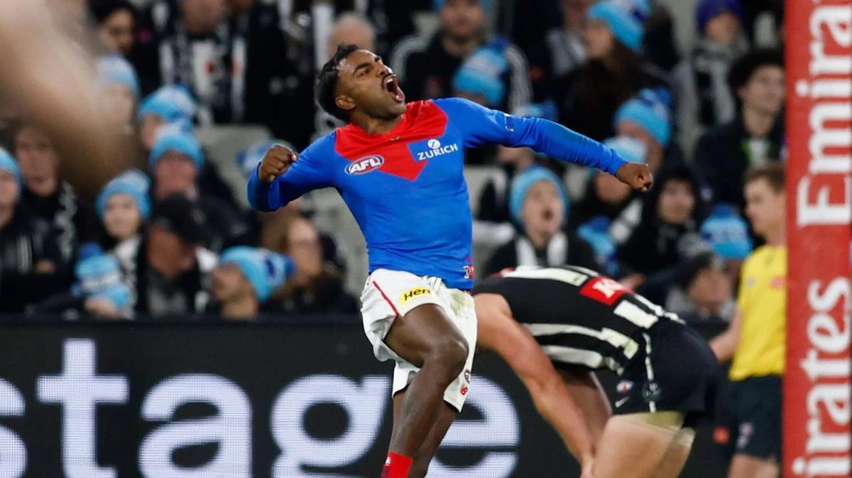 Kozzy Pickett settles MCG thriller with mind-blowing act