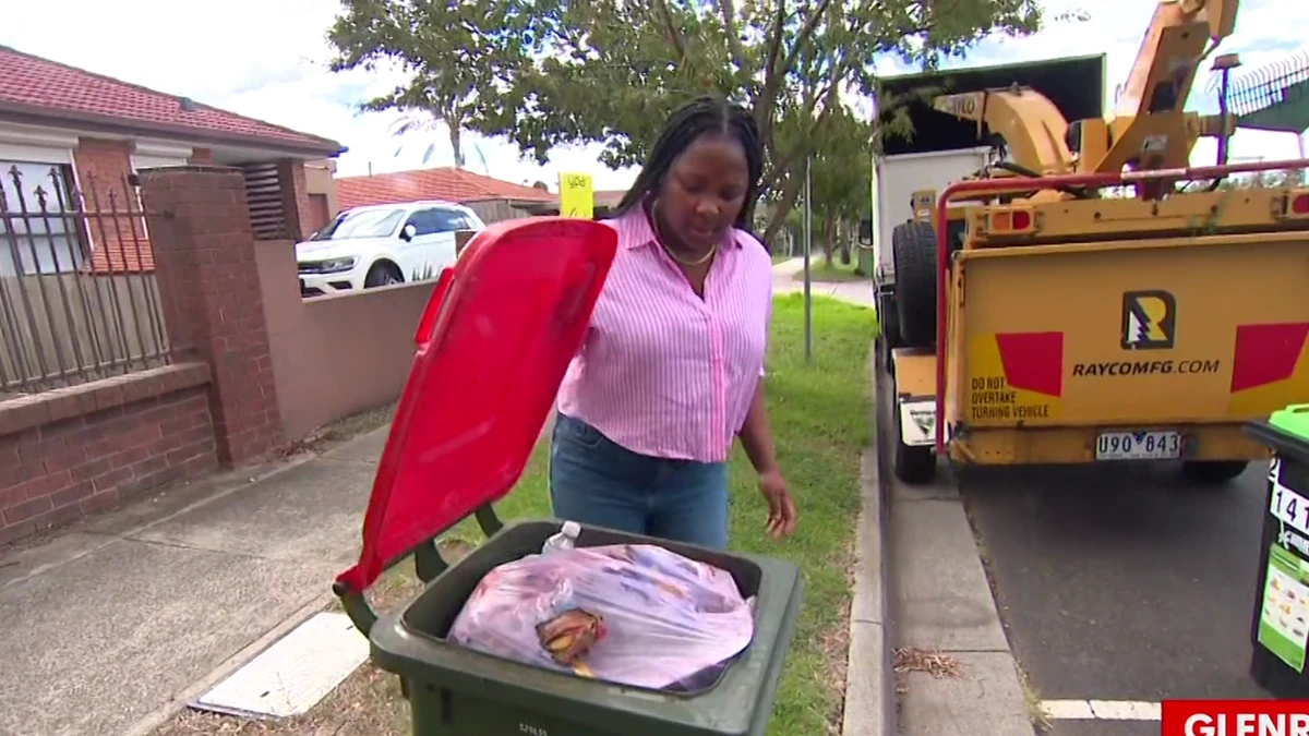 Rubbish piles up amid council strike