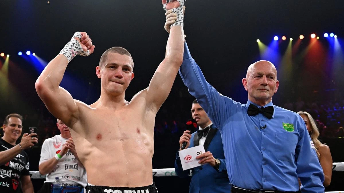Tszyu’s comeback fight ends in a matter of seconds