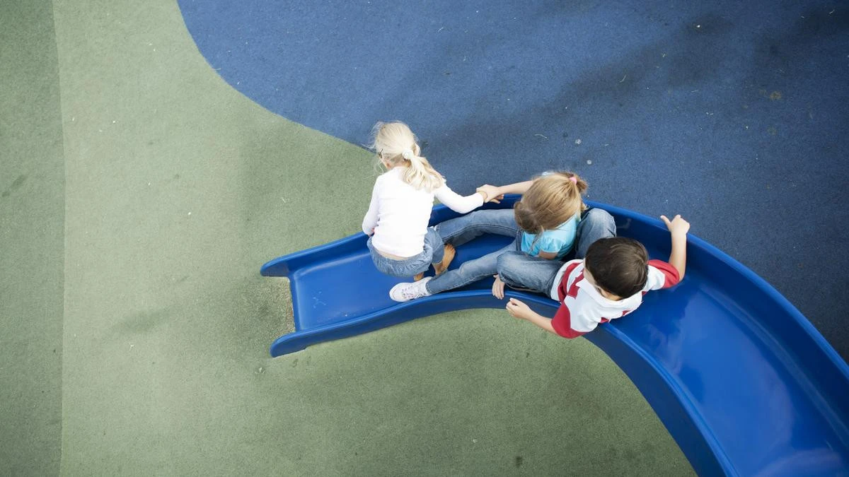 Mum pulls 6yo child from Catholic school over alleged sexualised behaviour