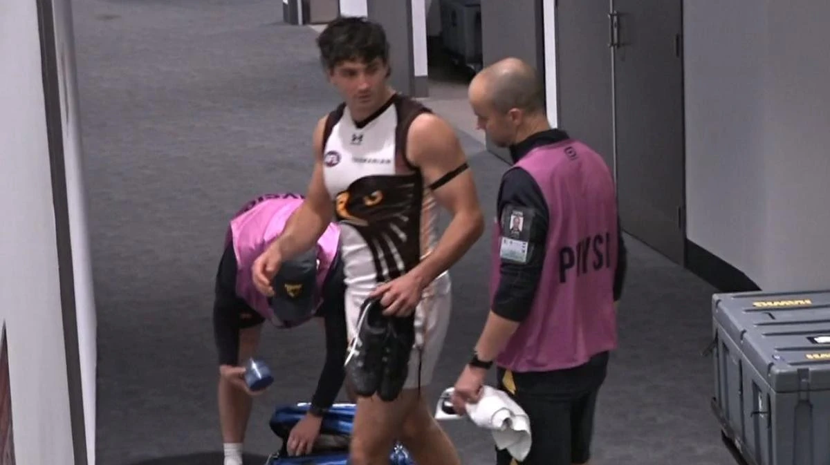 Hawthorn star immediately ruled out in massive blow