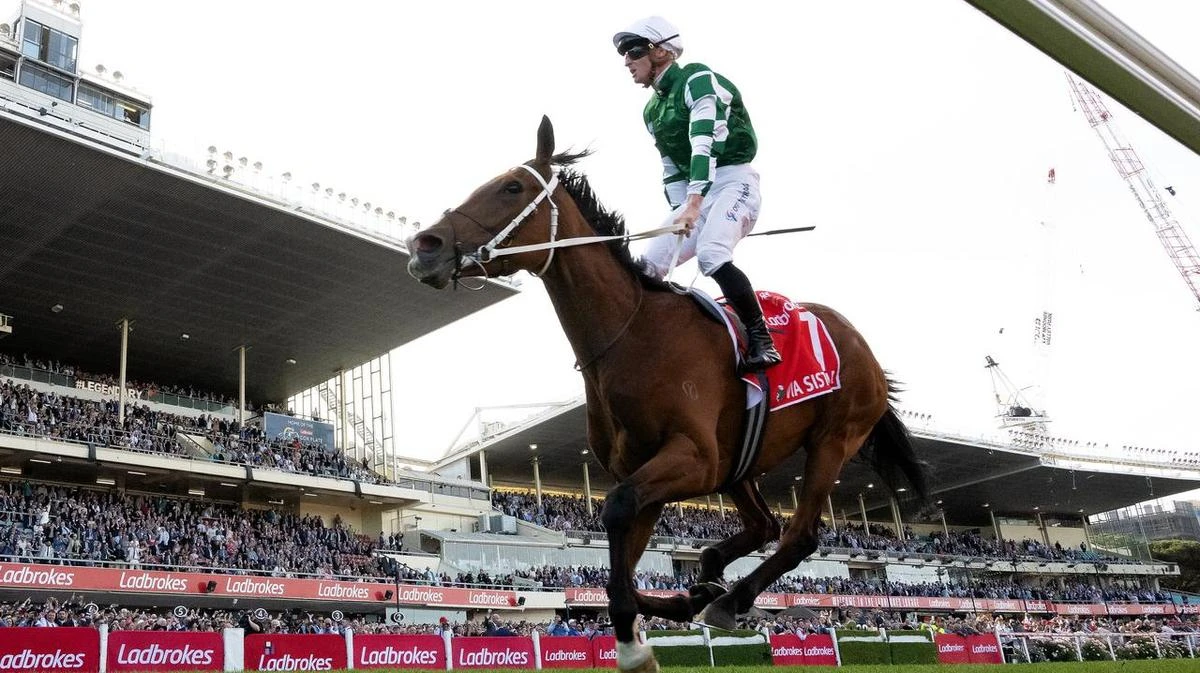 Champion jockey chasing Cox Plate history on favourite