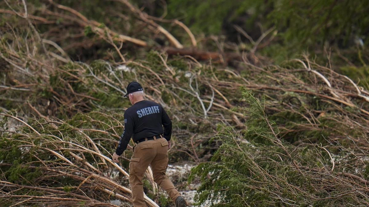 Death toll in catastrophic Texas floods rises to 32