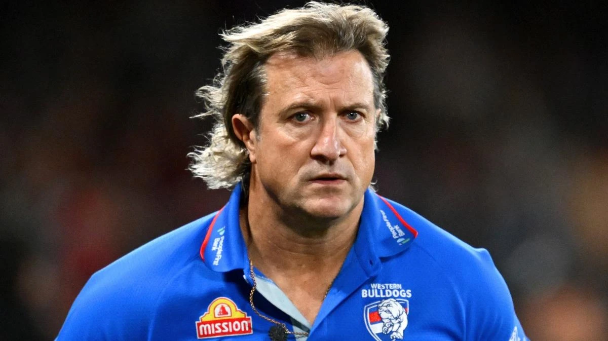 Costly Luke Beveridge move backfires as Charlie Curnow kicks six