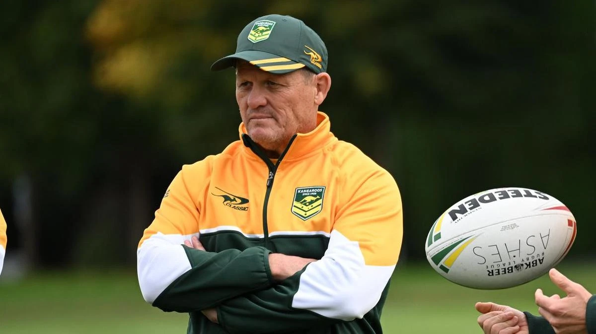 Door open for Ivan Cleary as Australia lock in Kevin Walters