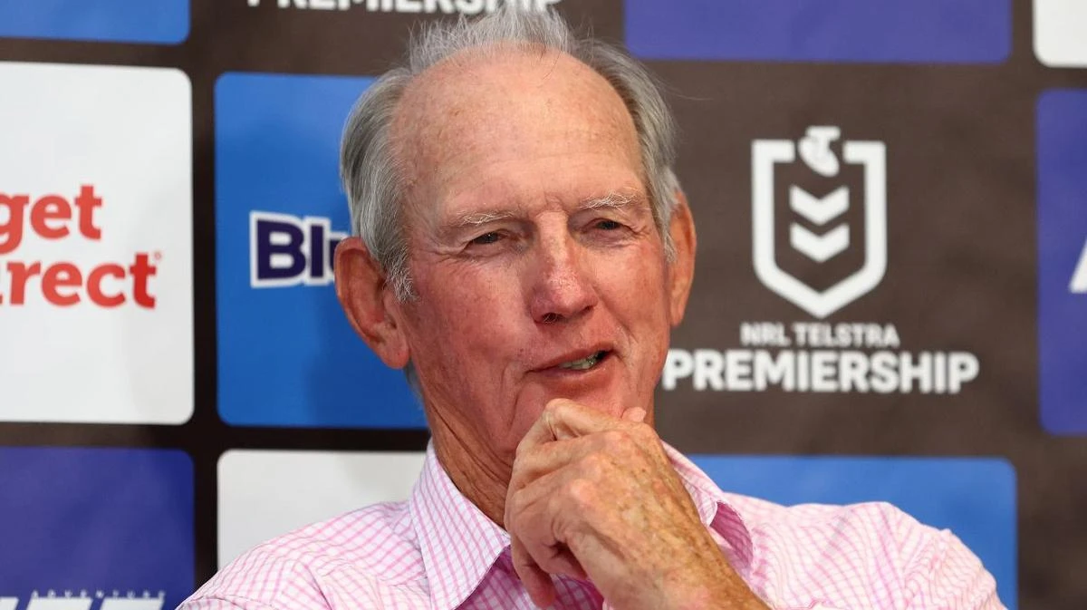 Wayne Bennett leaves door open to coach NRL expansion side