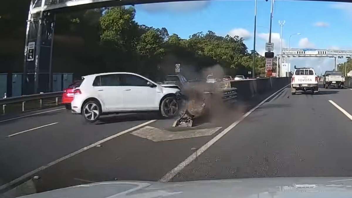 Driver wrecks car in desperate attempt to avoid toll road