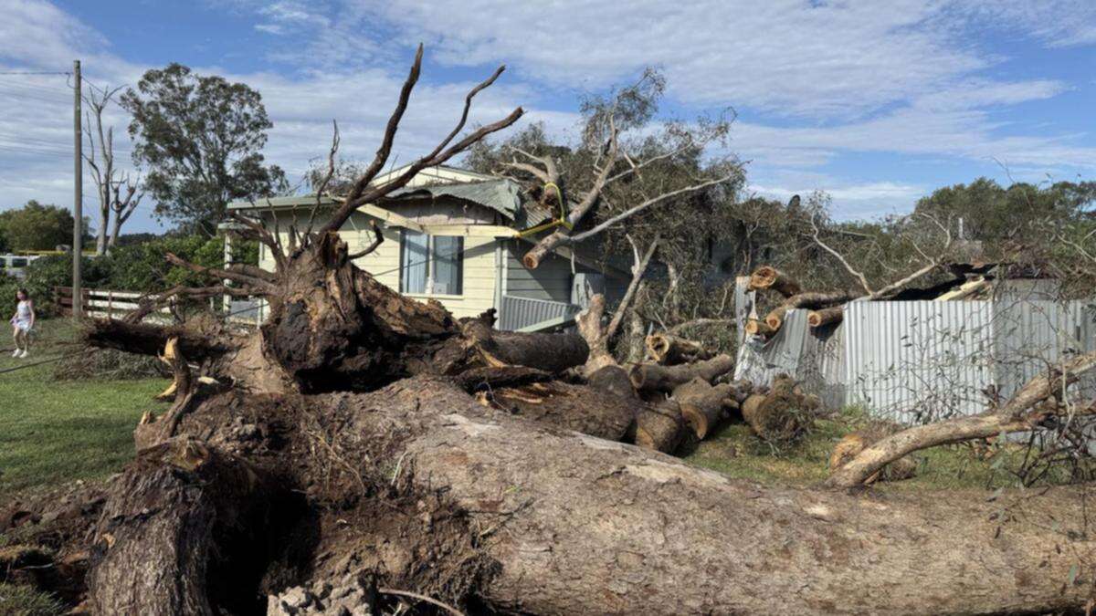 Community mops up after storm cuts power and tears through homes