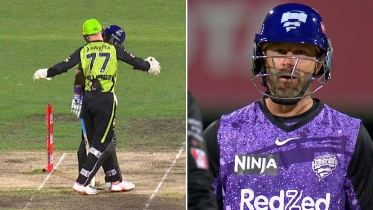 Ricky Ponting dragged into ugly on-field exchange during BBL final