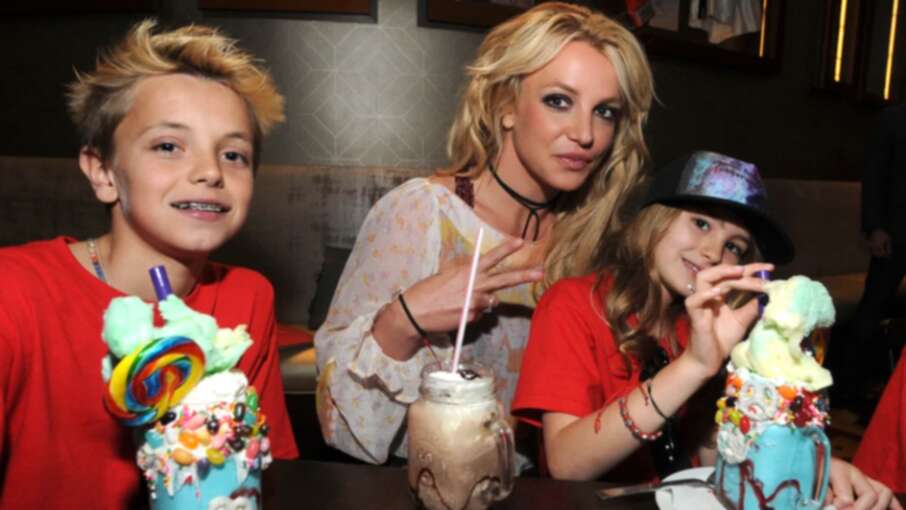 Britney Spears reveals joyful Christmas news: ‘So in love and blessed’