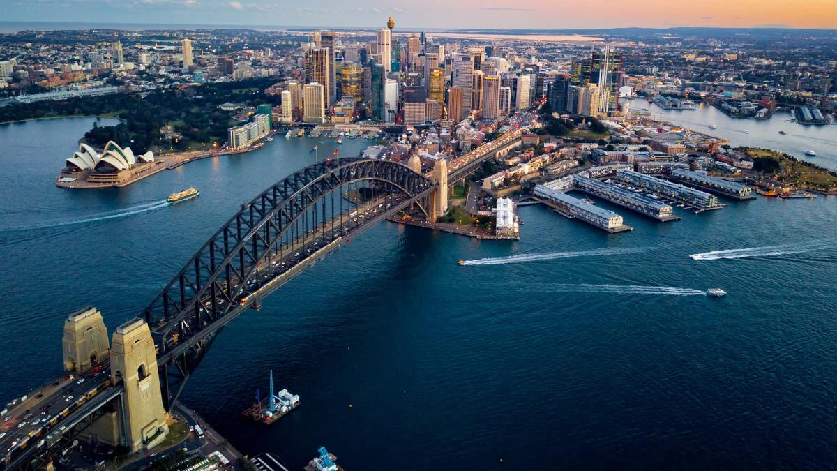 COVID in NSWSYDNEY LOCKDOWN FEARS: Health Minister responds as fresh virus cases spark calls to snap city shut