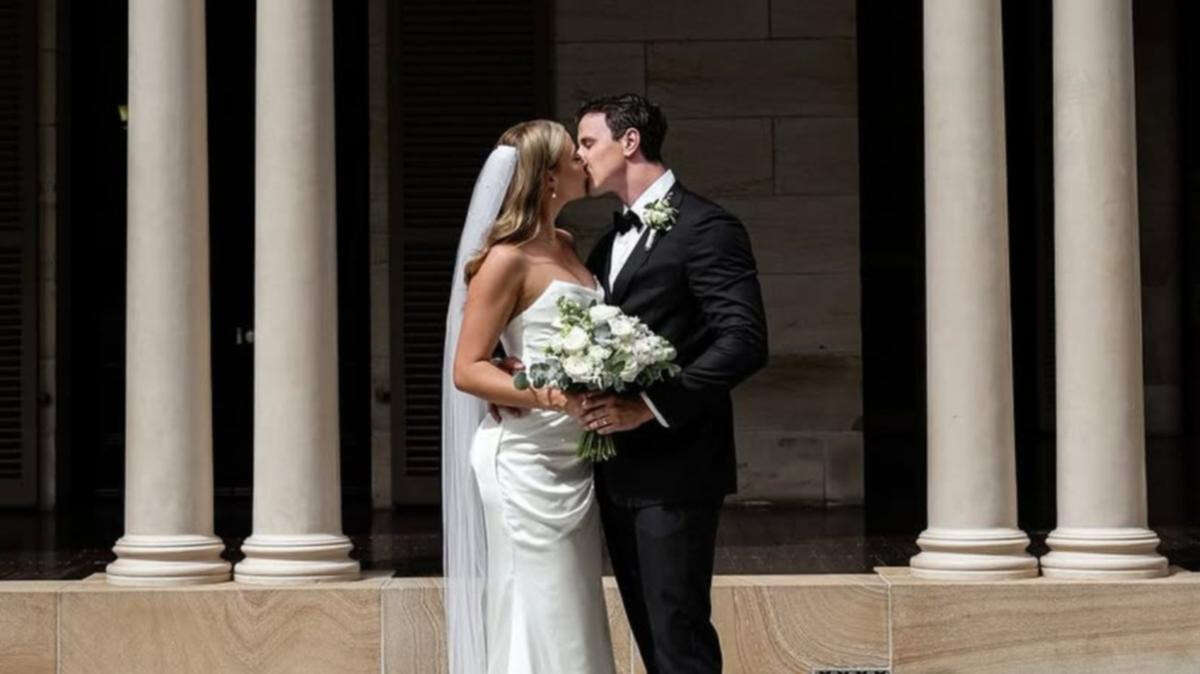 Aussie greats spinning after Olympic champ’s secret wedding: ‘Eloped’