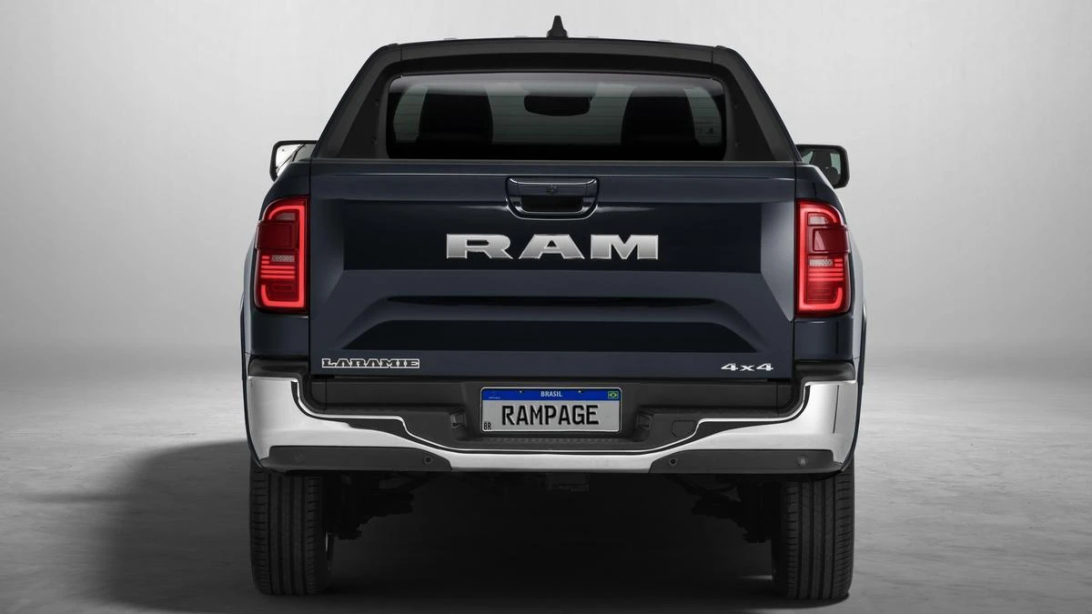 Ram looking to take on Ford Ranger, Toyota HiLux directly with ladder-frame dual-cab ute – report