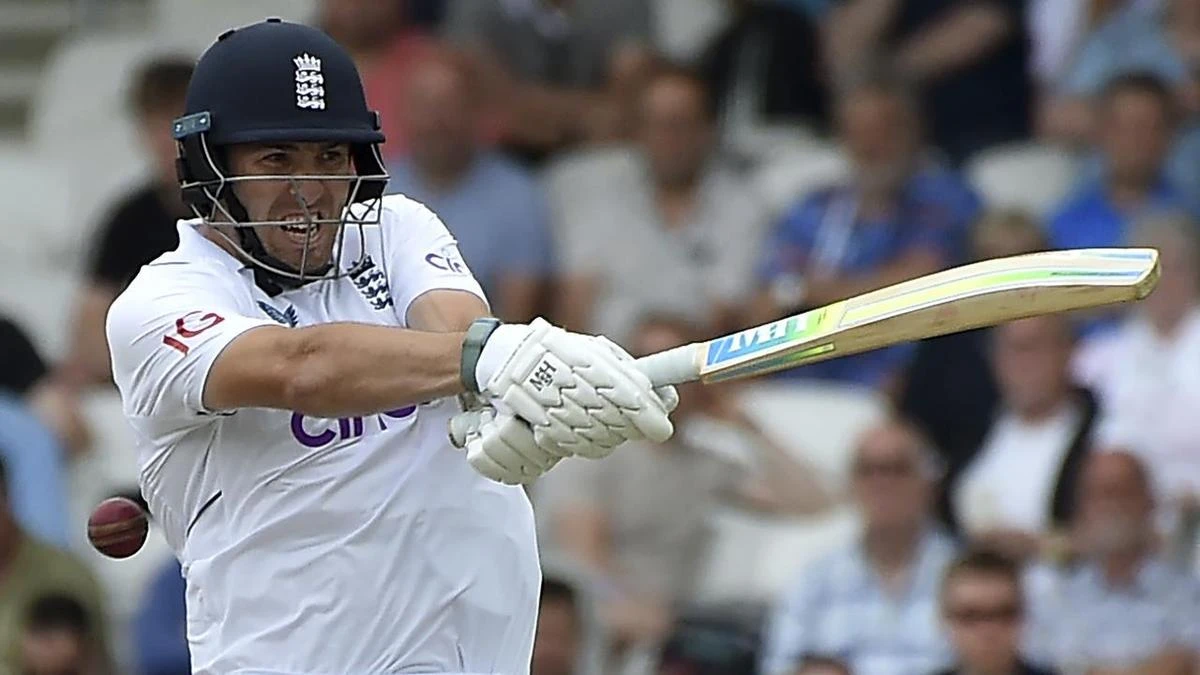 England all-rounder out of Ashes after pausing Test career
