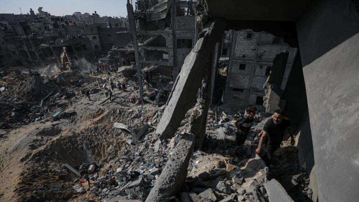 Israeli forces kill at least 40 Palestinians in strikes on Gaza homes