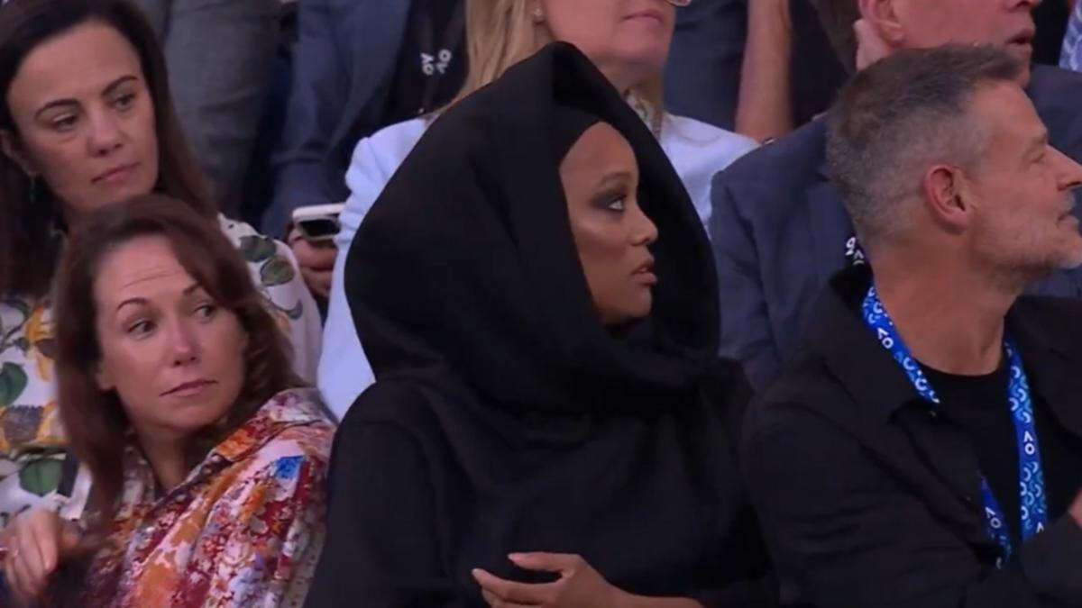 Inconspicuous global megastar spotted in crowd at Australian Open