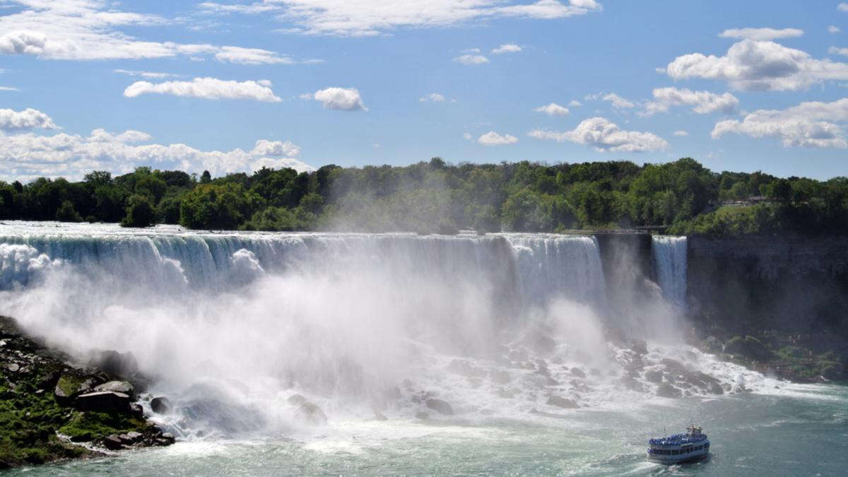 Woman and two children dead after falling into Niagara Falls