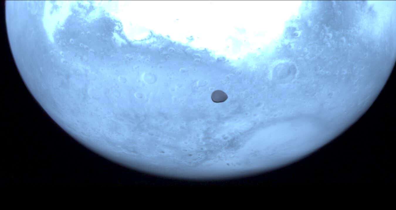 Hera asteroid mission takes stunning images of Mars’s moon Deimos