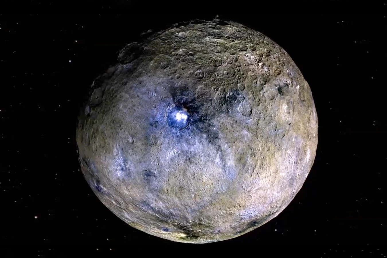 Ceres may have been habitable at just half a billion years old