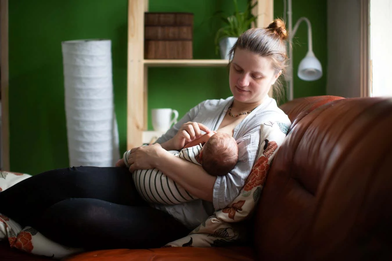 Smart device can measure how much milk breastfed babies really drink