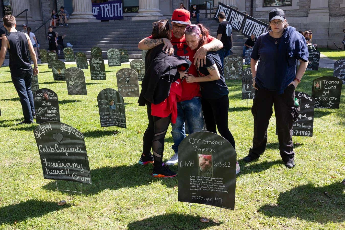 Women in the US outlive men by 6 years – the largest gap in decades