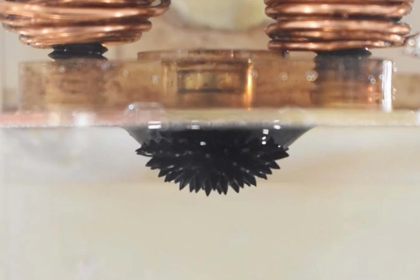 Liquid magnet propellers could be a safer way to power boats