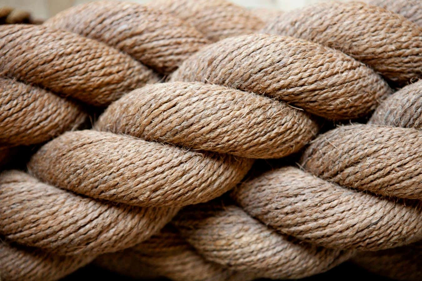 Complex knots can actually be easier to untie than simple ones