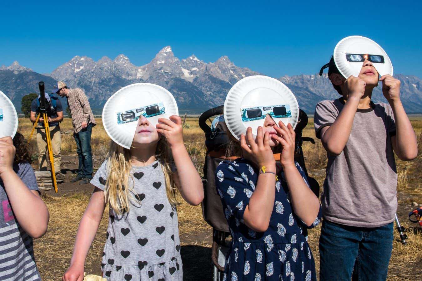 5 solar eclipse activities to do with children