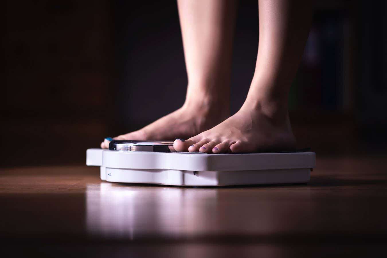 We're starting to understand why some people regain weight they lost