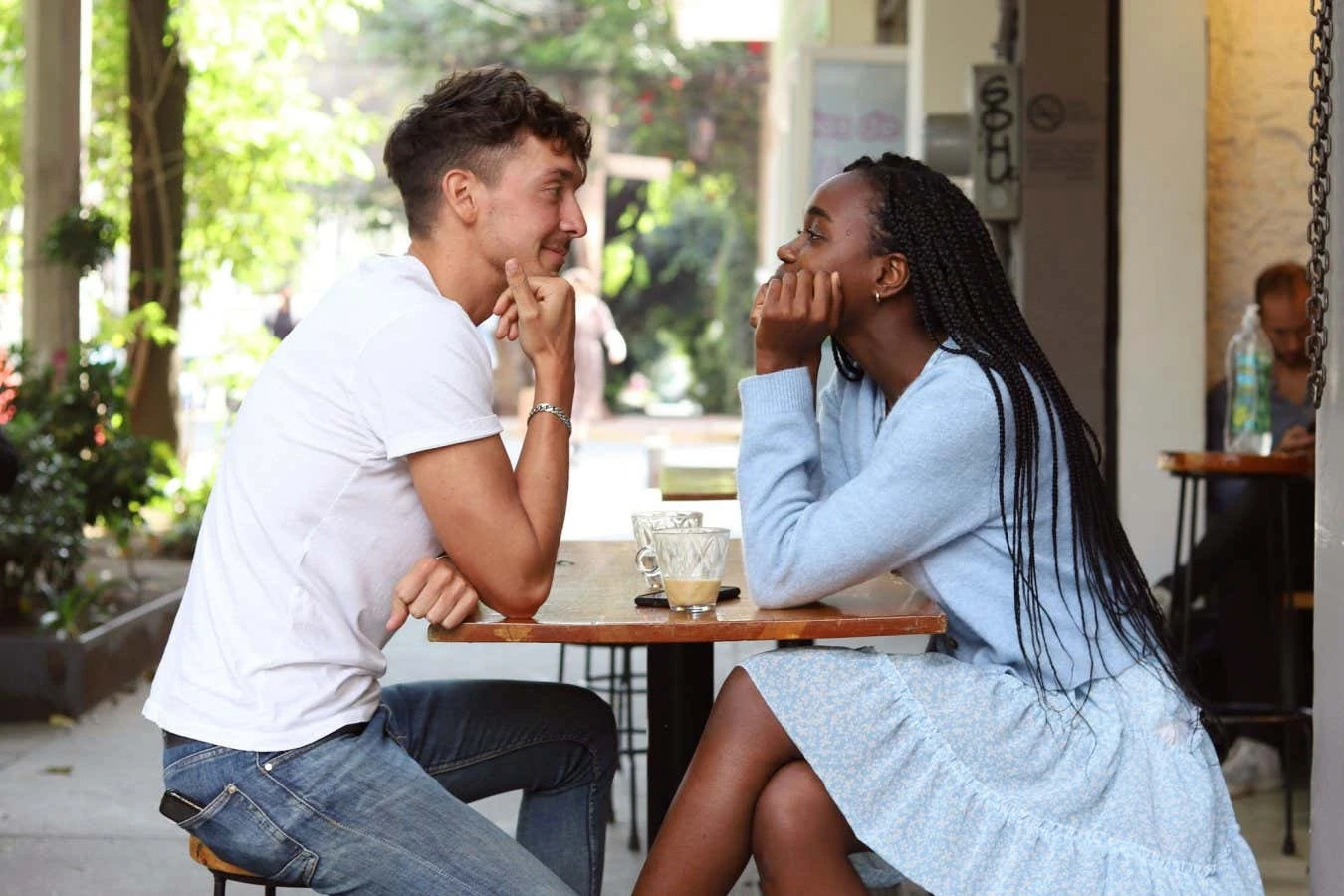 Couples who meet online may have lower relationship satisfaction