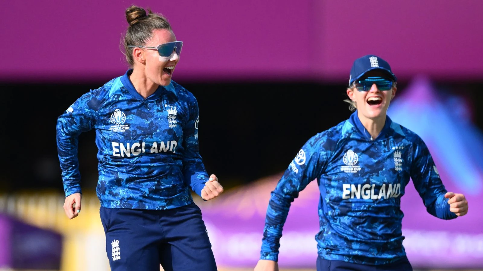 England ripping through South Africa top order at Women's Cricket World Cup LIVE!