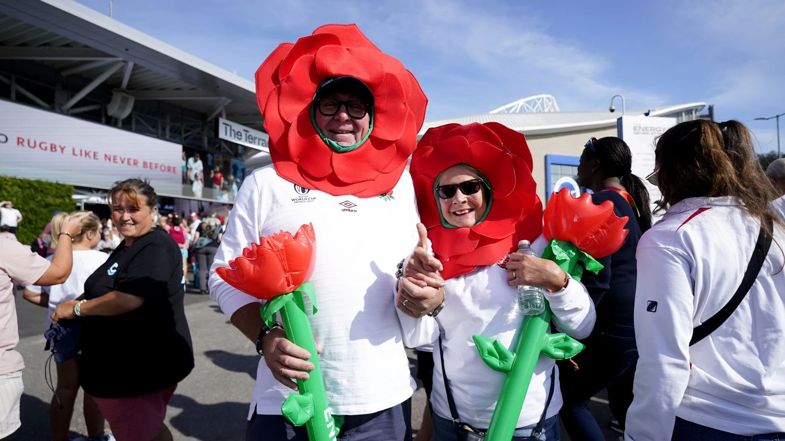 Red Roses battle Australia for Pool A top spot at Women's Rugby World Cup LIVE!