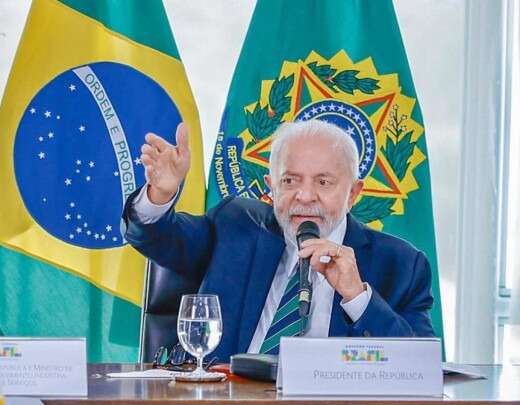 Lula conta com aumento da arrecadaÃ§Ã£o e desbloqueia R$ 1,7 bi do OrÃ§amento