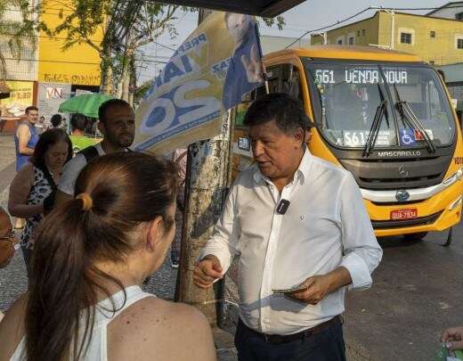 Carlos Viana visita Venda Nova e promete reduzir o calor em BH