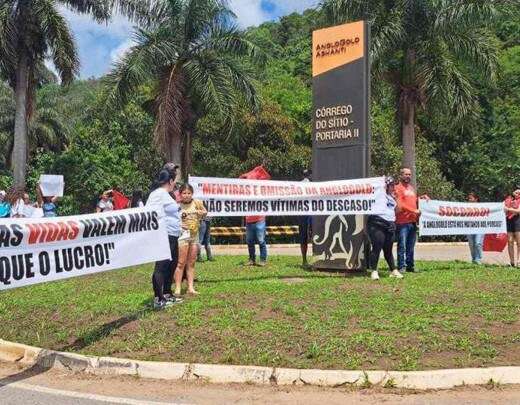 Sirene que tocou sem barragem se romper gera protestos em Santa BÃ¡rbara