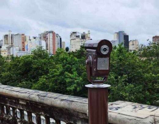 Prefeitura de BH reinstala lunetas na Rua SapucaÃ­